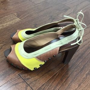 MARNI Wooden Heel Peep Toe Pumps